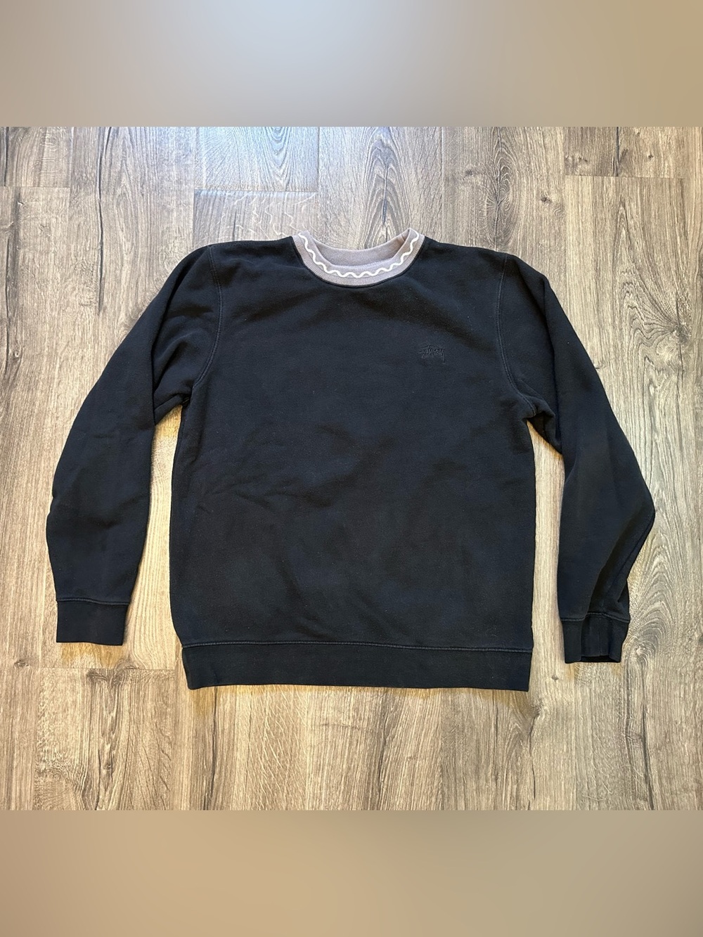 Stussy Black Crewneck Sweater with Decorative Gray Collar